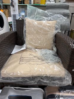 SINGLE SQUARE RATTAN PORCH SWING