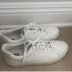 Veja Shoes