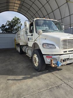 WATER TRUCK 4,000 GALLON 4K WATER TRUCK - 2020 FREIGHTLINER M2 106 WATER