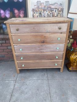 Vintage dresser chest of drawers