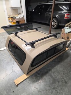 2016-2023 toyota tacoma 5ft canopy with roof racks