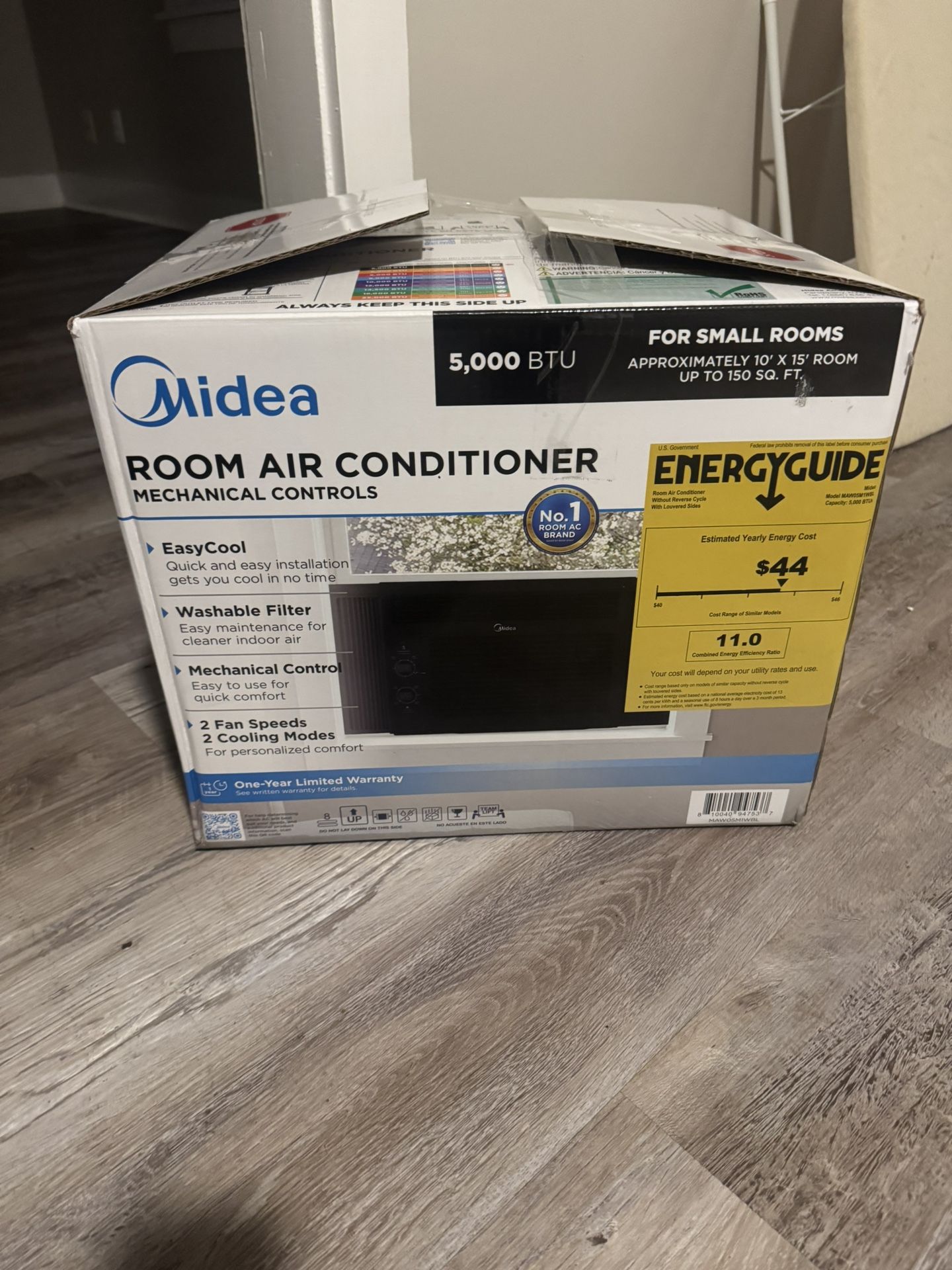 A/c Unit 2 Months Old. All Accessories In Box With It.