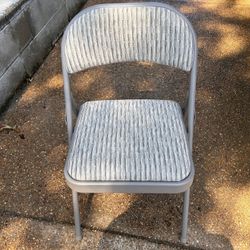 Padded Folding Chairs 