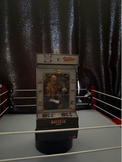 BATISTA (STREET FIGHTER) - WWE ACTION FIGURE