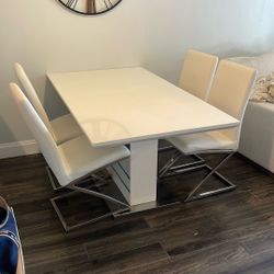 White Table & Chairs With Extension 