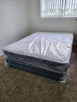 NEW FULL-SIZE MATTRESS AND BOX SPRING