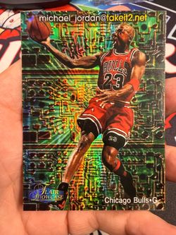 1998-99 Fleer Flair Showcase Michael Jordan https://offerup.com/redirect/?o=VGFrZWl0Mi5uZXQ= #13 TN Serial Numbered 0062/1000