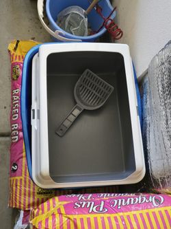 Cat Litter Box