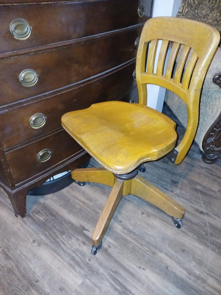 Antique B.L. Marble Co Solid Oak Tilt Swivel Rolling Chair