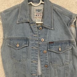 Vintage SOHO COMPAGNIE SHIRTMAKER Denim Jean Distressed Ladies Medium Denim Vest
