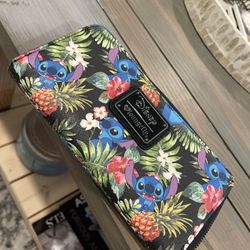 Disney Loungefly Stitch Wallet
