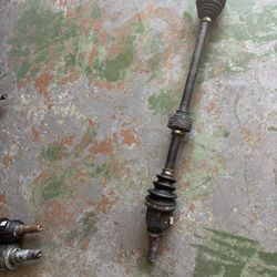 RIGHT PASSENGER SIDE AXLE SHAFT 2012-2017 TOYOTA PRIUS “”” C””” 1.5 ENGINE.