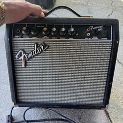 Fender Frontman 15G Amp   $65 Or Best Offer