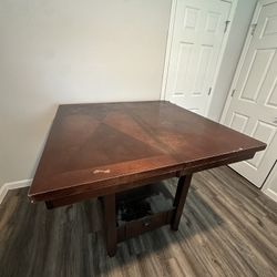 Dining Table Set – Great DIY/Refinishing Project