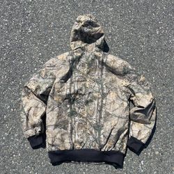 Carhartt camo hooded jacket r.e.w.o.r.k