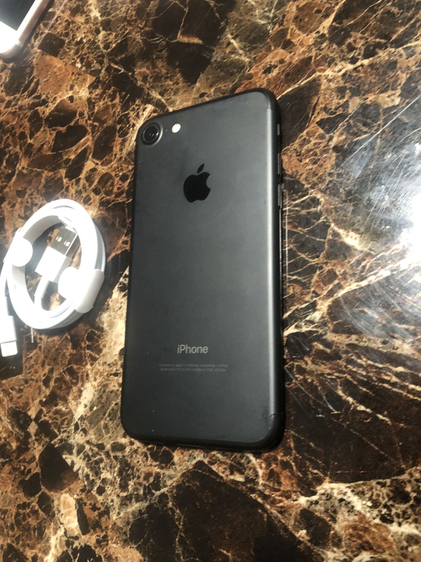 iPhone 7 32g Factory Unlock Like New