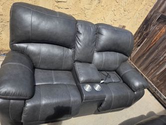 Used electric reclining couches