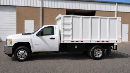 2014 Chevrolet Silverado 3500 HD Regular Cab & Chassis