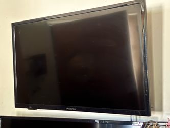 Insignia 27 inch TV