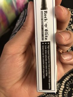 Rock n glitz Frozen island sparkly eyeliner new