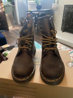 Brand New Dr Martens Like Dark Brown Color Size 4