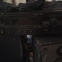 Yamaha Receiver And Speakers 
