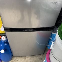 Mini Fridge For Sale 