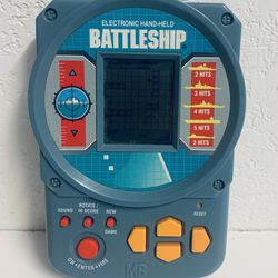 Battleship Milton Bradley Handheld Electronic Game 1995 - TESTED