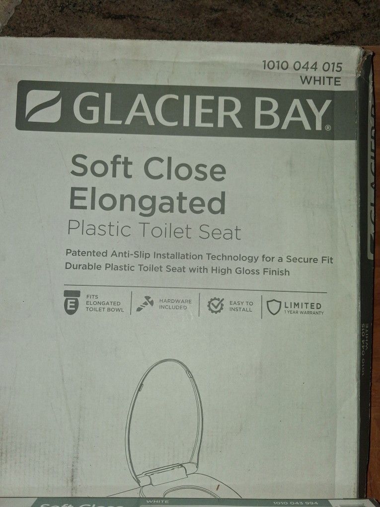 GLACIER BAY TOILET SEAT