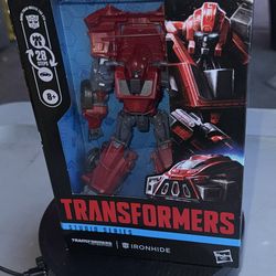 Transformers Toys Studio Series Voyager Class War for Cybertron Gamer Edition Ironhide, 6.5-inch Converting Action Figure, Robot