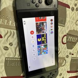 Nintendo Switch 