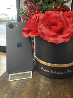 iPhone 16e Cricket 128GB - Black