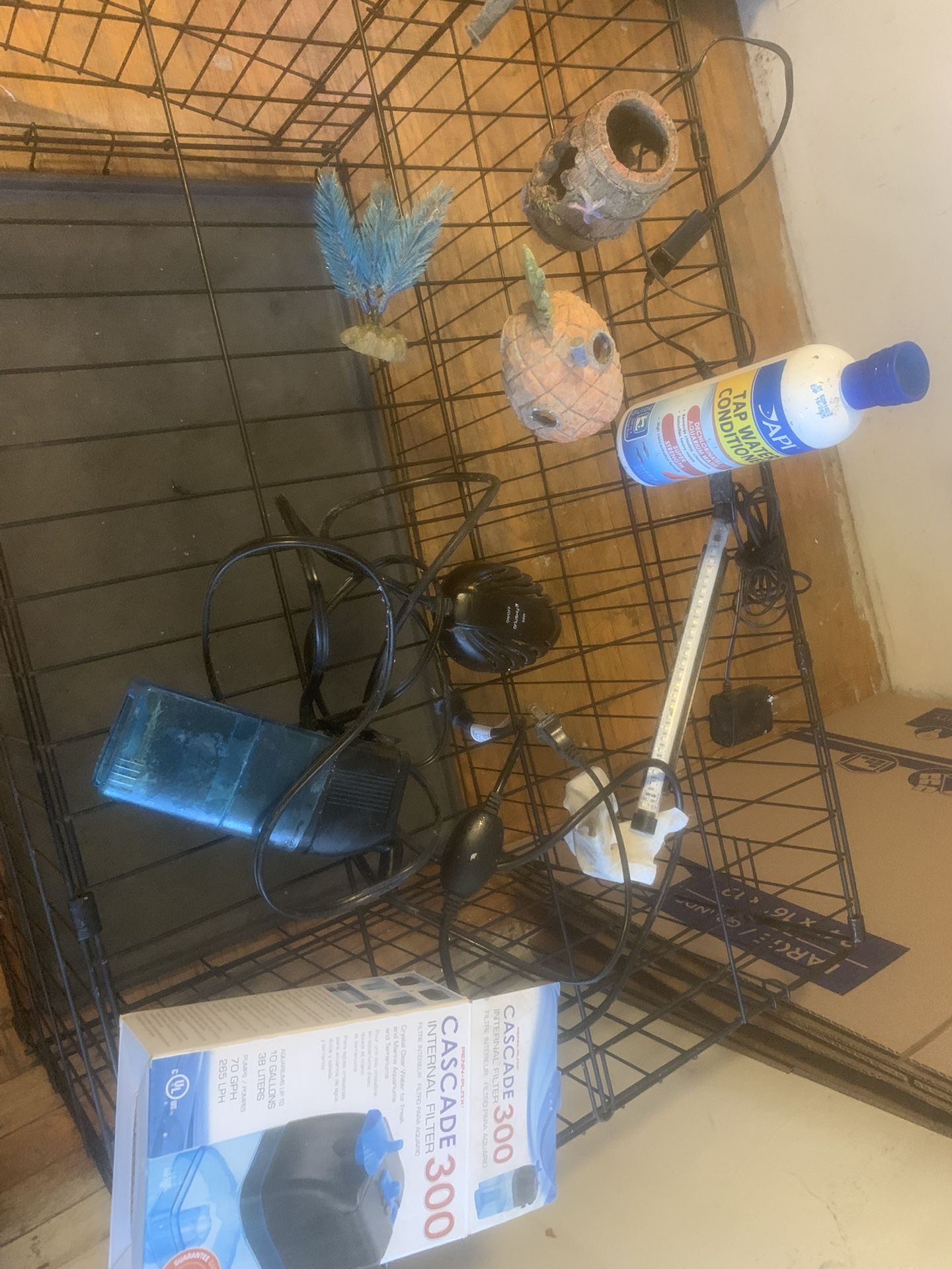 Aquarium accessories