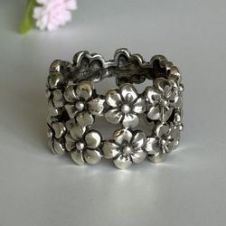 Flowers 925 Sterling Silver Rings  Size 8 -8 1/2 