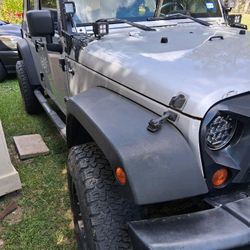 Jeep Wrangler 2010  Solo Nesecita Abs Pero El Carro Funciona