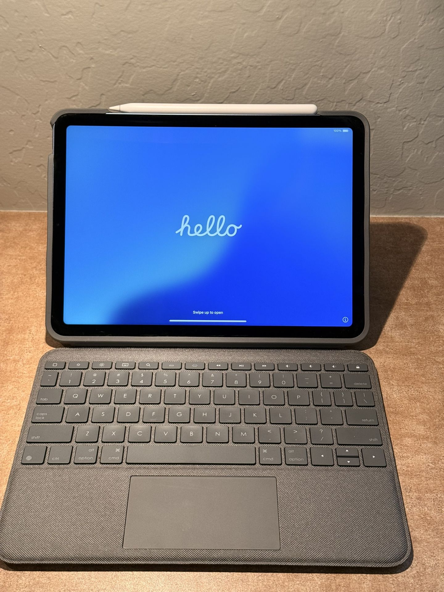 Apple iPad Air 5th Gen + Logitech Folio Keyboard Case + Apple Pencil gen 2