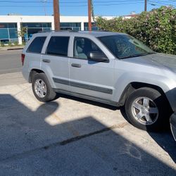 2005 Jeep Grand Cherokee 