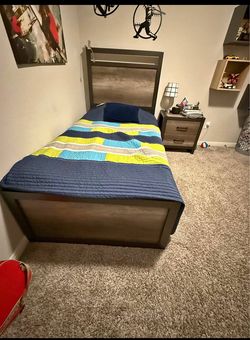 Twin bed