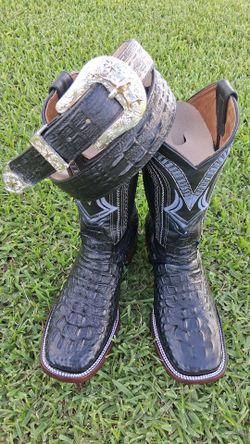 Cocodrilo boots and belt