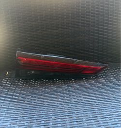 2020 2021 2022 Toyota Highlander Left Driver Side Inner Tail Light  OEM