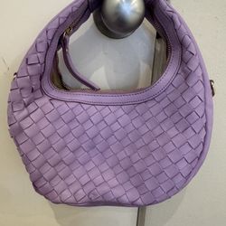 Italy A. Bellucci Elegant Woven Leather Hobo Bag.nwot 