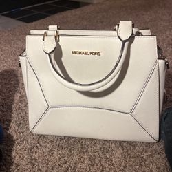 Michael Kors Purse White With Gold