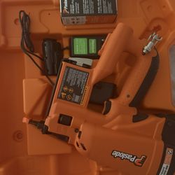 Paslode 19 Gauge Finish Brad Nailer Model IM200Li.2 Brand New