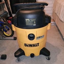 DEWALT 12 Gallon STEALTHSONIC Aspiradora Húmeda y Seca de Poli Ultra Silenciosa, DXV12P-QTA la Más Nueva Aspiradora de Reducción de Ruido, Aspiradora 