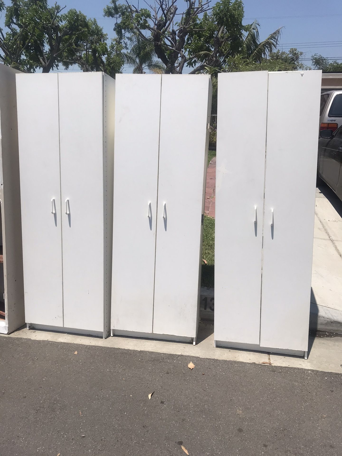 Free shelving storage garage