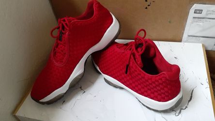 Jordan Future low GYM RED