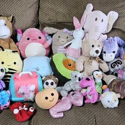 Stuffed / Plush Animals