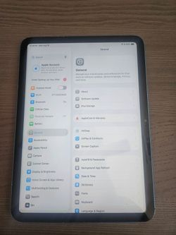 iPad 10th Gen 256GB Celluar