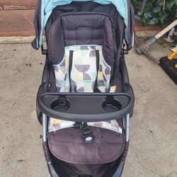Stroller, good quality.