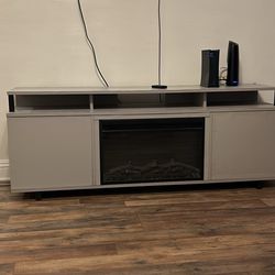 TV Stand With Fire Place And Remote Control 
